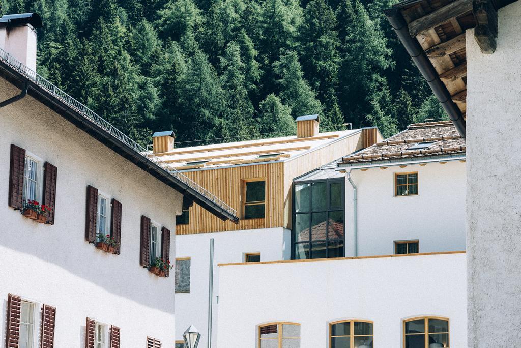 Zum Hirschen Boutique Hotel Val Di Non Unsere Liebe Frau im Walde Exterior foto